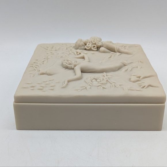 Willow Tree A Healing Wish For You Cream Resin Keepsake Box - Picture 5 of 13